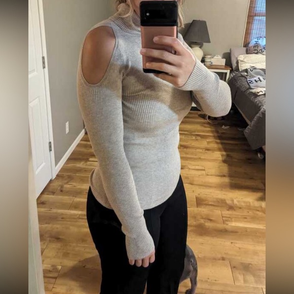 Turtleneck Cold Shoulder Sweater - Picture 7 of 10